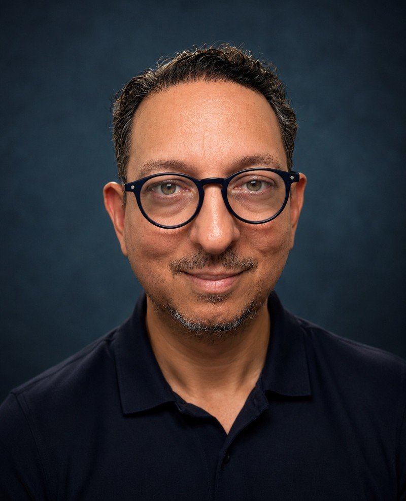 Dennis, founder of BestBordados USA